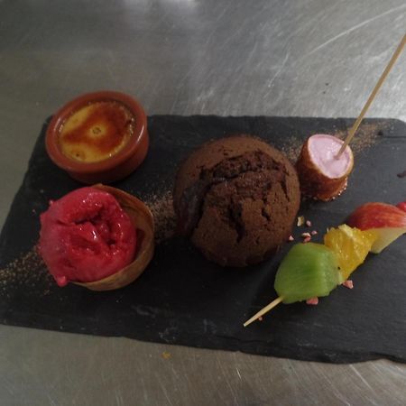 Logis Hotel Restaurant Le Commerce Guichen 外观 照片