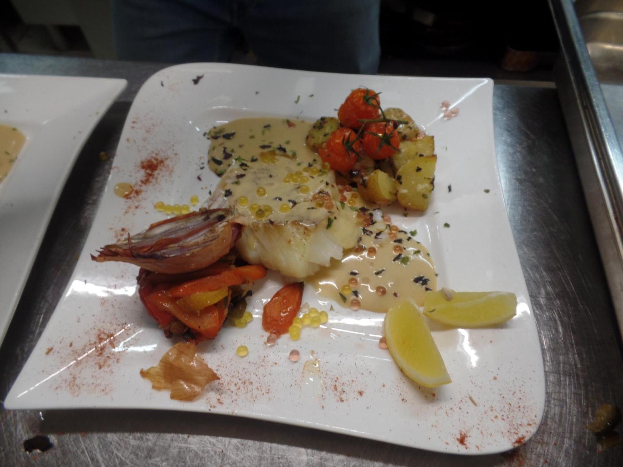 Logis Hotel Restaurant Le Commerce Guichen 外观 照片